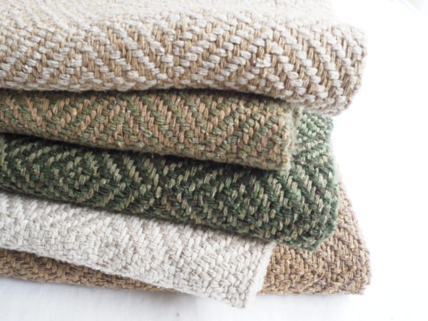 ひし形のマフラー