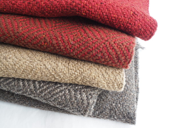 ひし形のマフラー